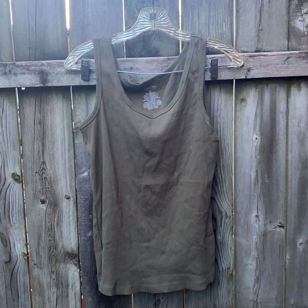 *Lot of 2*St. John’s Bay purple ribbed tank top sz. XL - Picture 3 of 4
